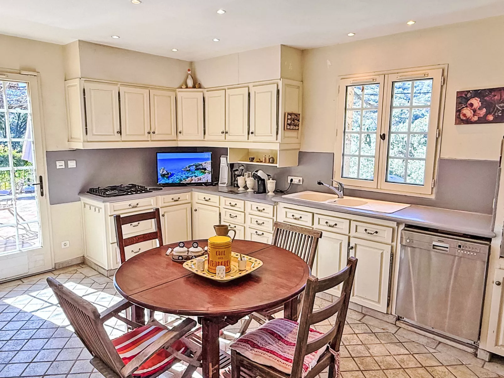 Villa 6 Chambres 12 Pers - Piscine - Clim - Wifi - Buiten