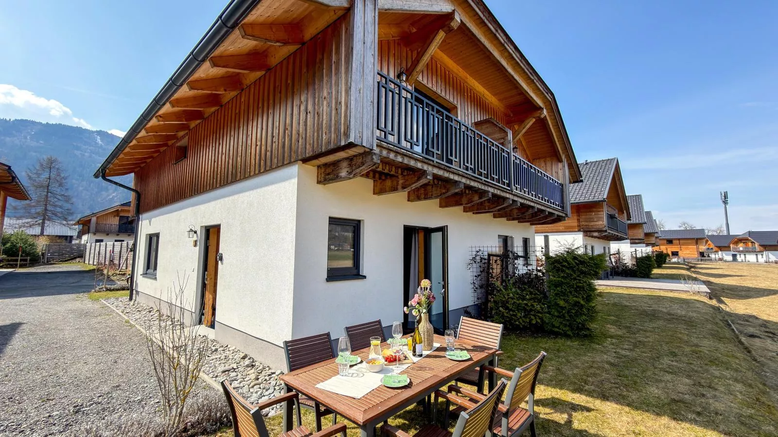 Rattendorf 13A - Tuinen zomer