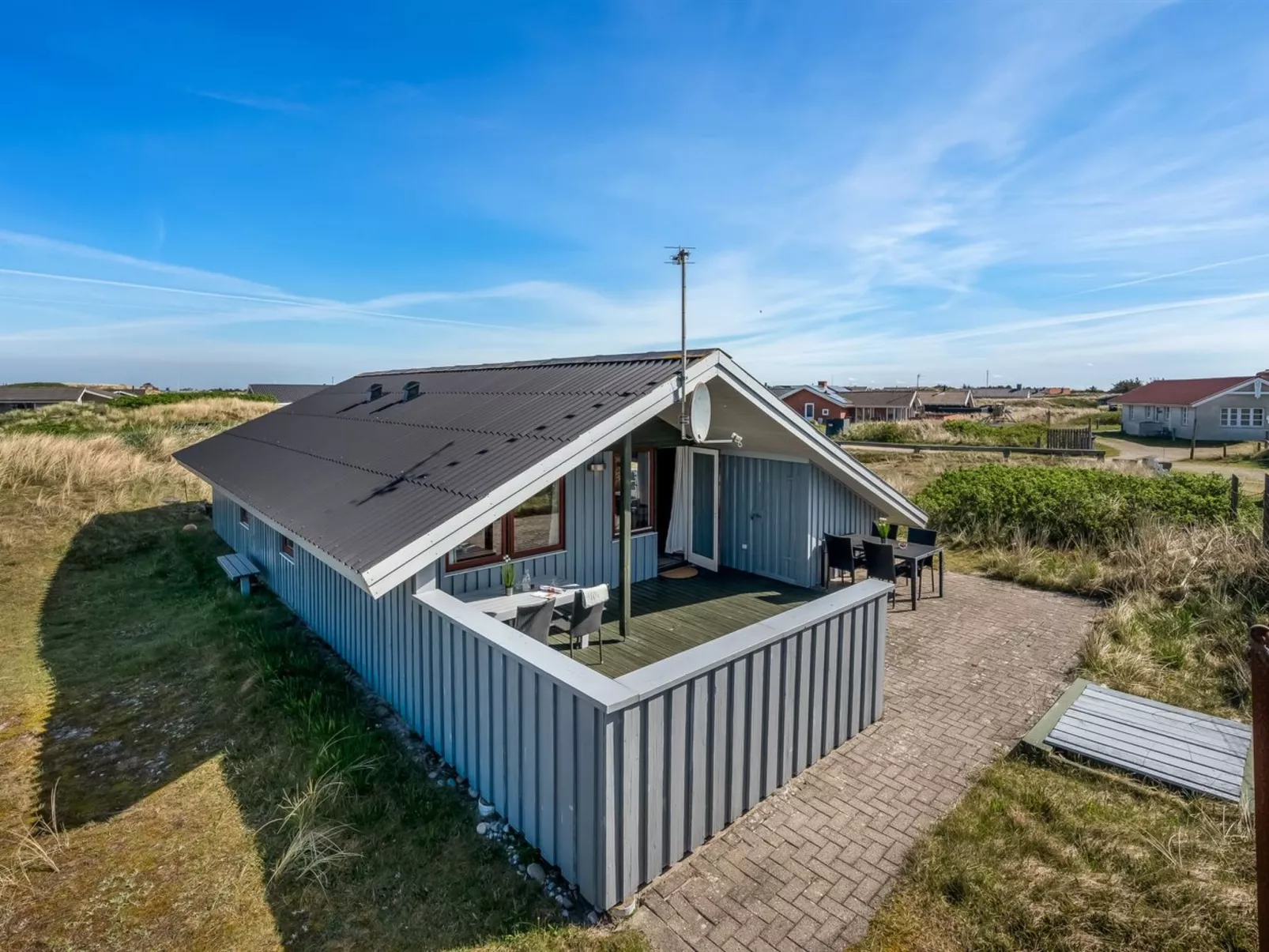 "Flory" - 400m from the sea - Buiten