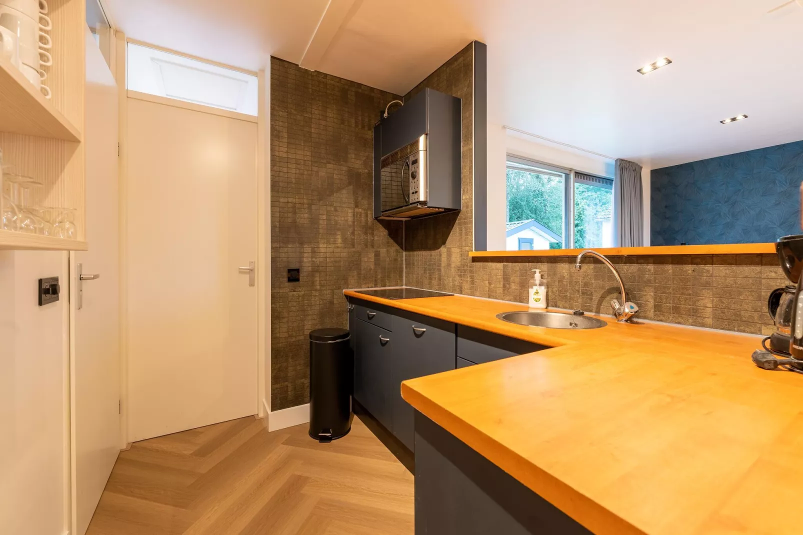 Gelijkvloerse vakantiewoning 6 pax property nr 55-Keuken