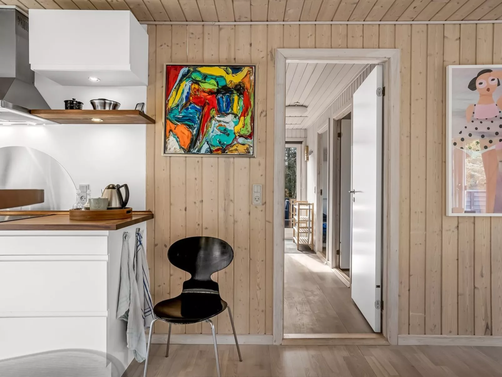 "Ayen" - 1.2km from the sea - Binnen