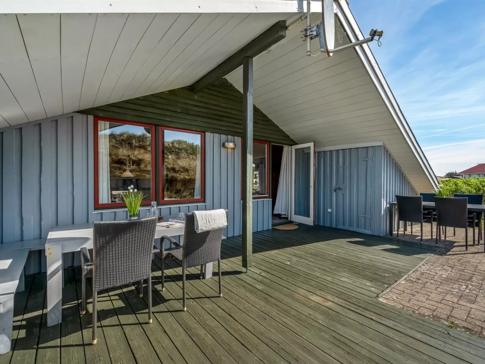 "Flory" - 400m from the sea - Buiten