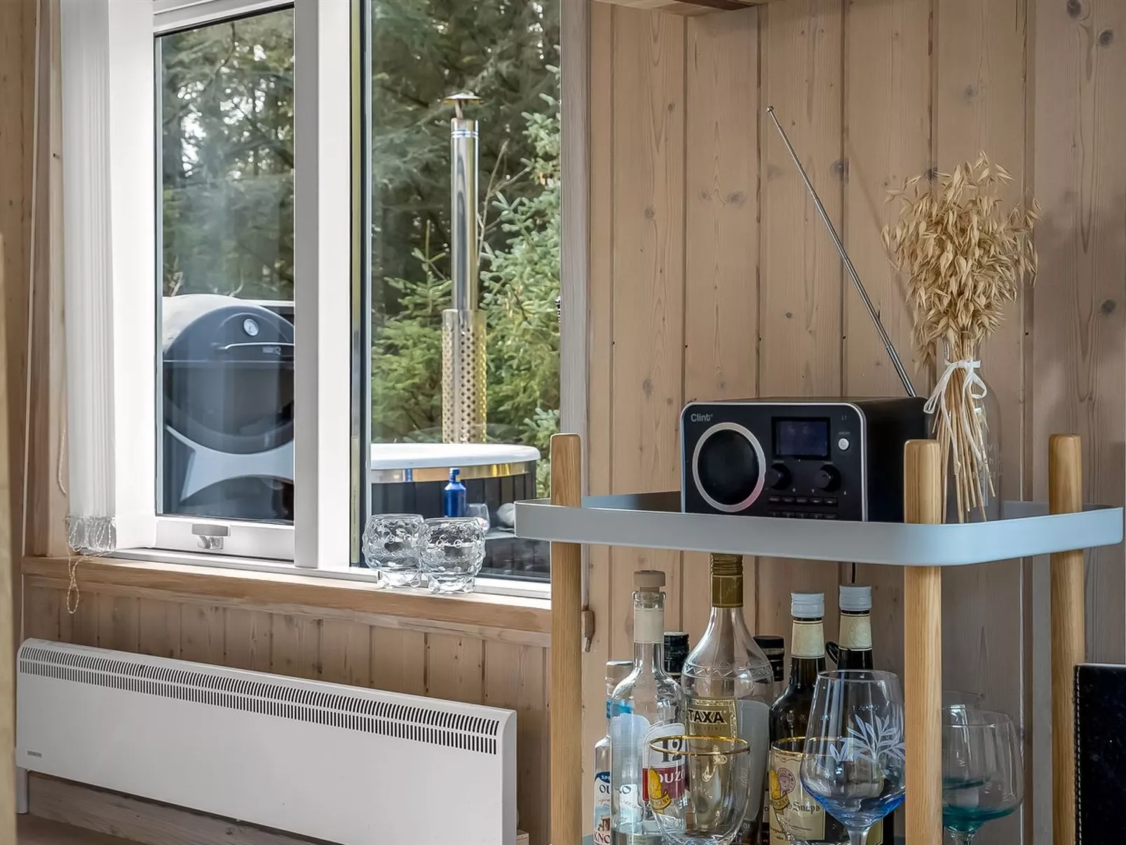 "Ayen" - 1.2km from the sea - Binnen