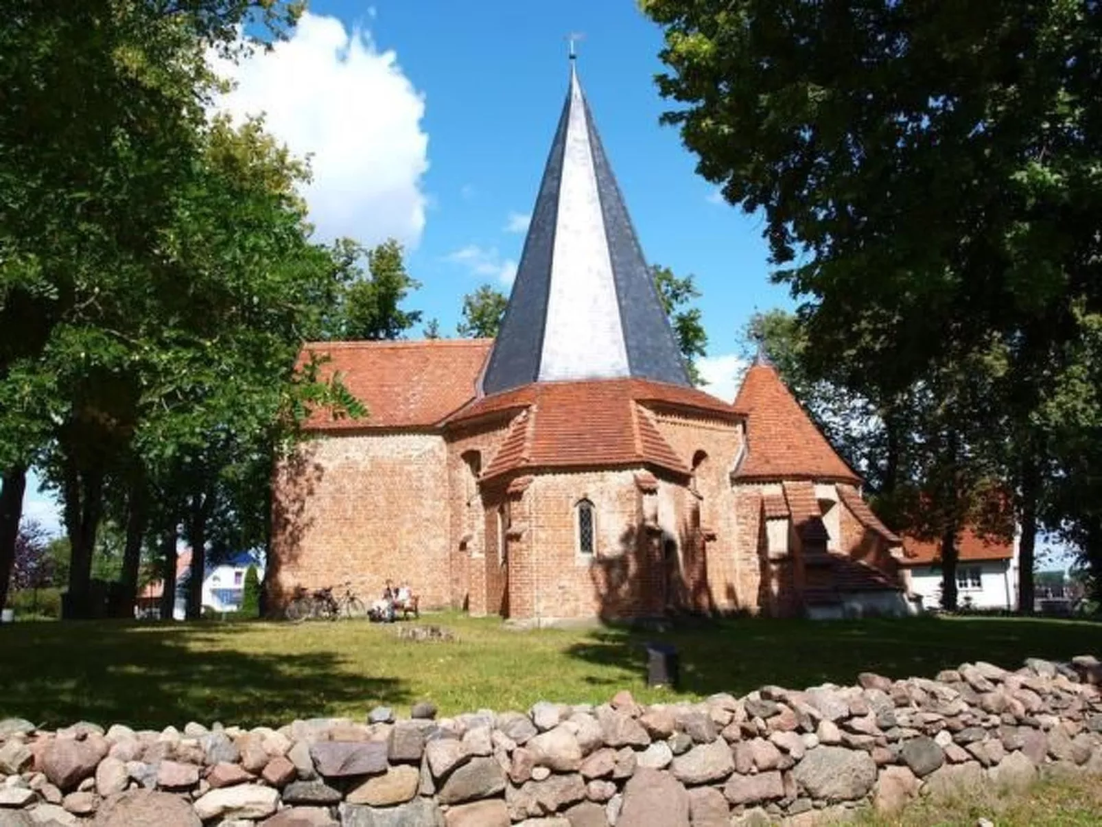 In Ludorf mit Garten und Terrasse - Buiten