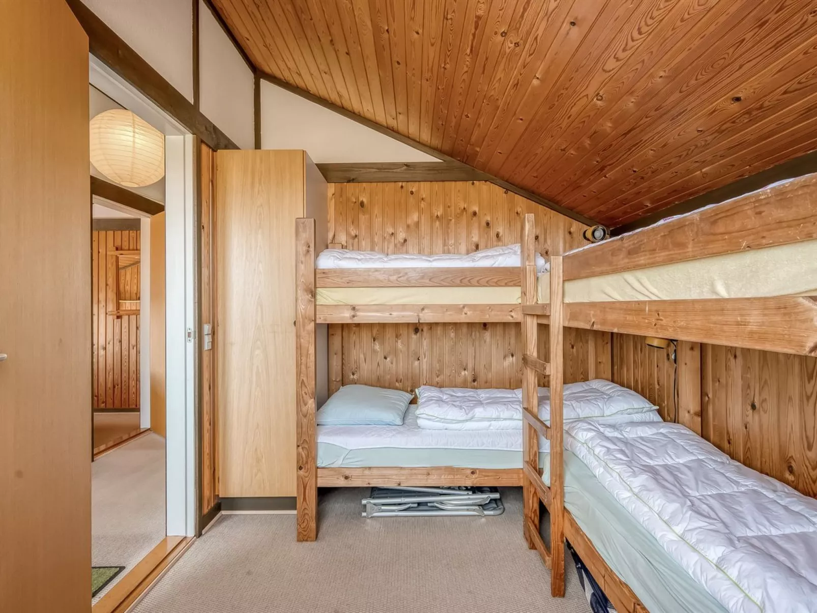 "Flory" - 400m from the sea - Binnen