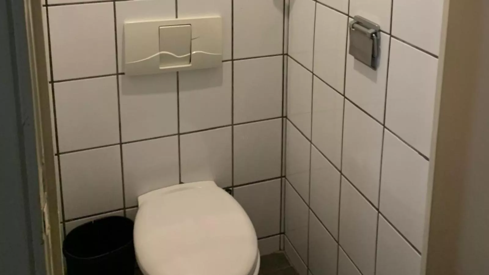 Lakes Small - Badkamer