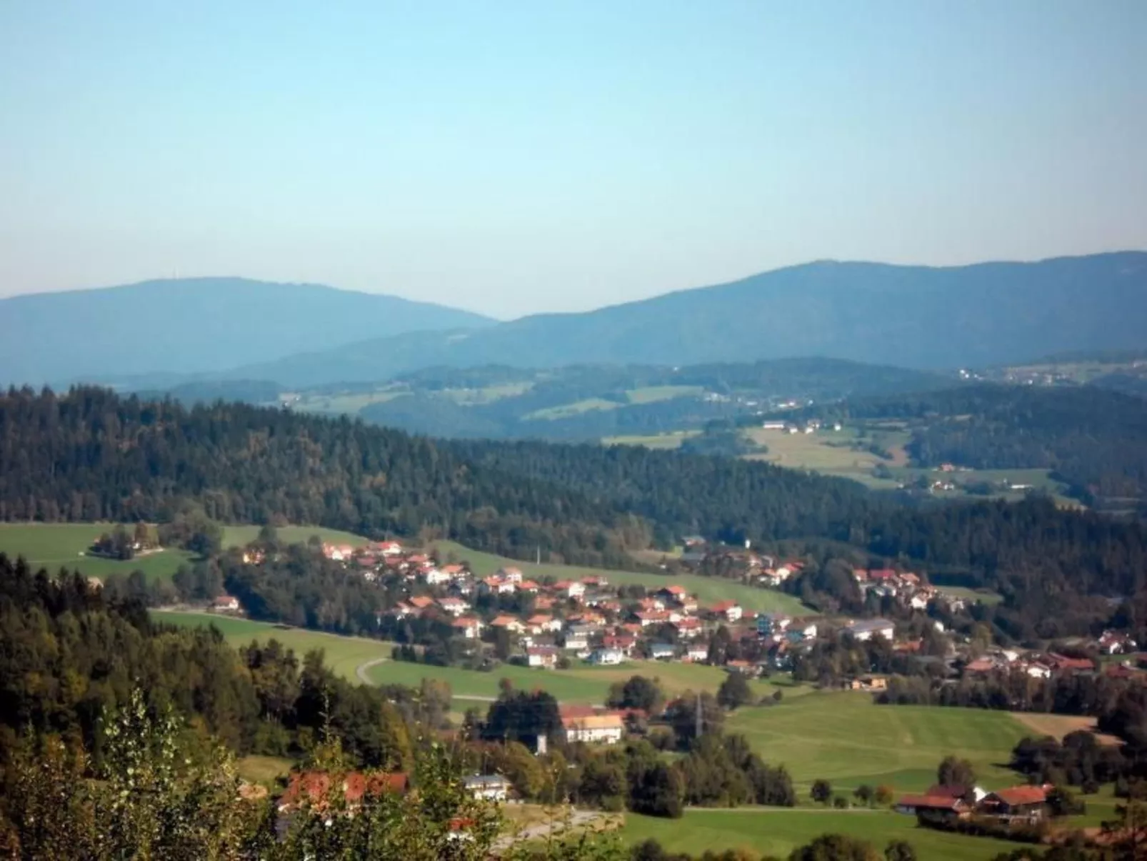 Gemütliche Ferienwohnung im bayerischen Wald - Buiten