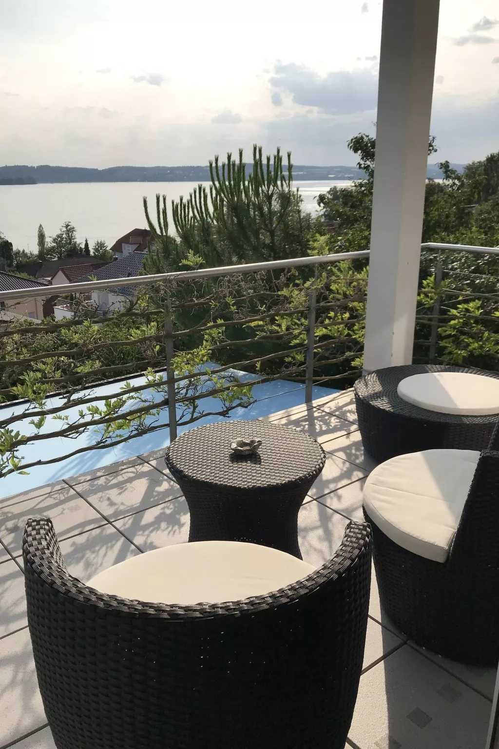 In bester Wohnlage mit traumhafter Sicht auf die Insel Mainau