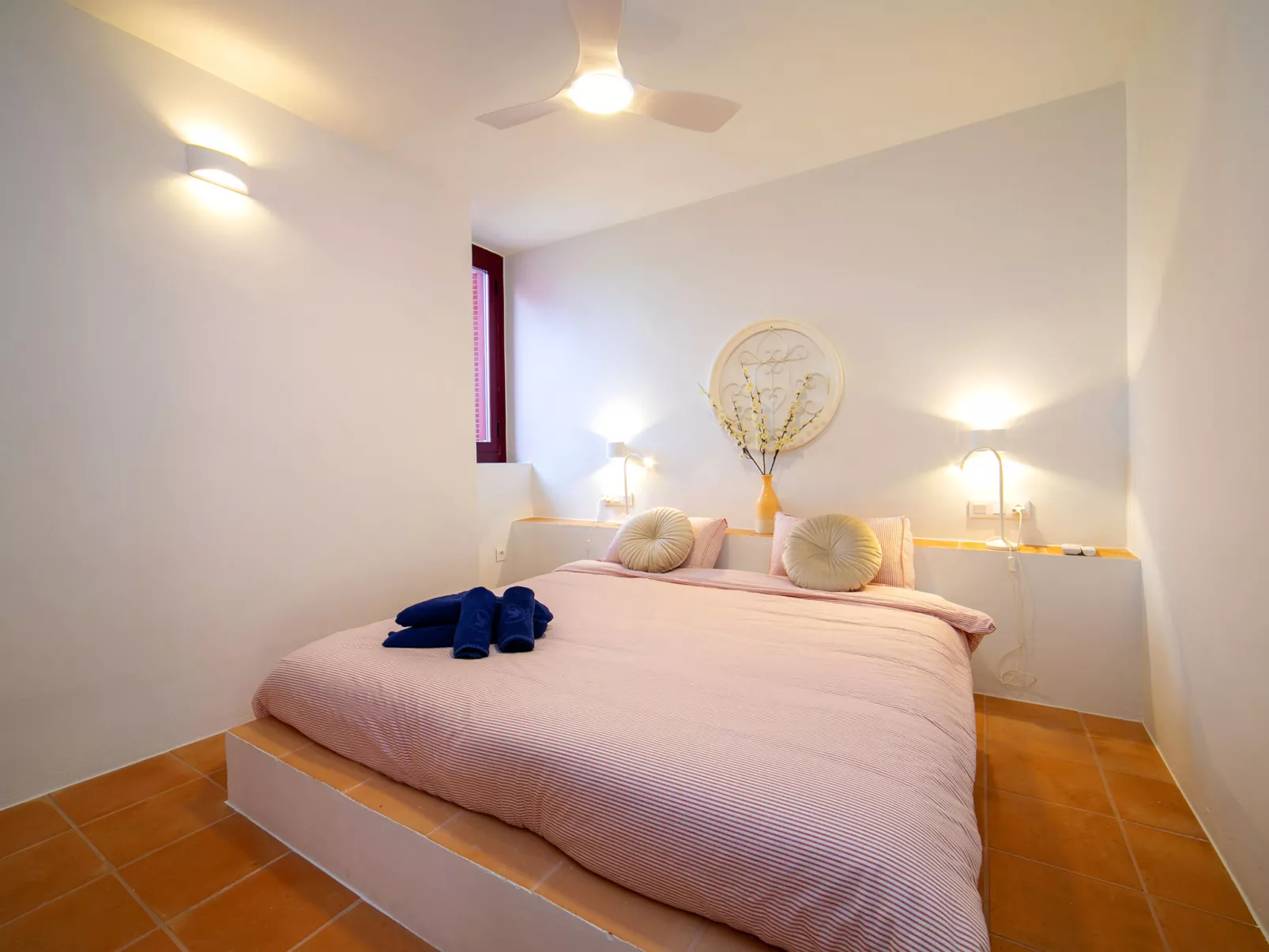 Muralla Roja - Binnen