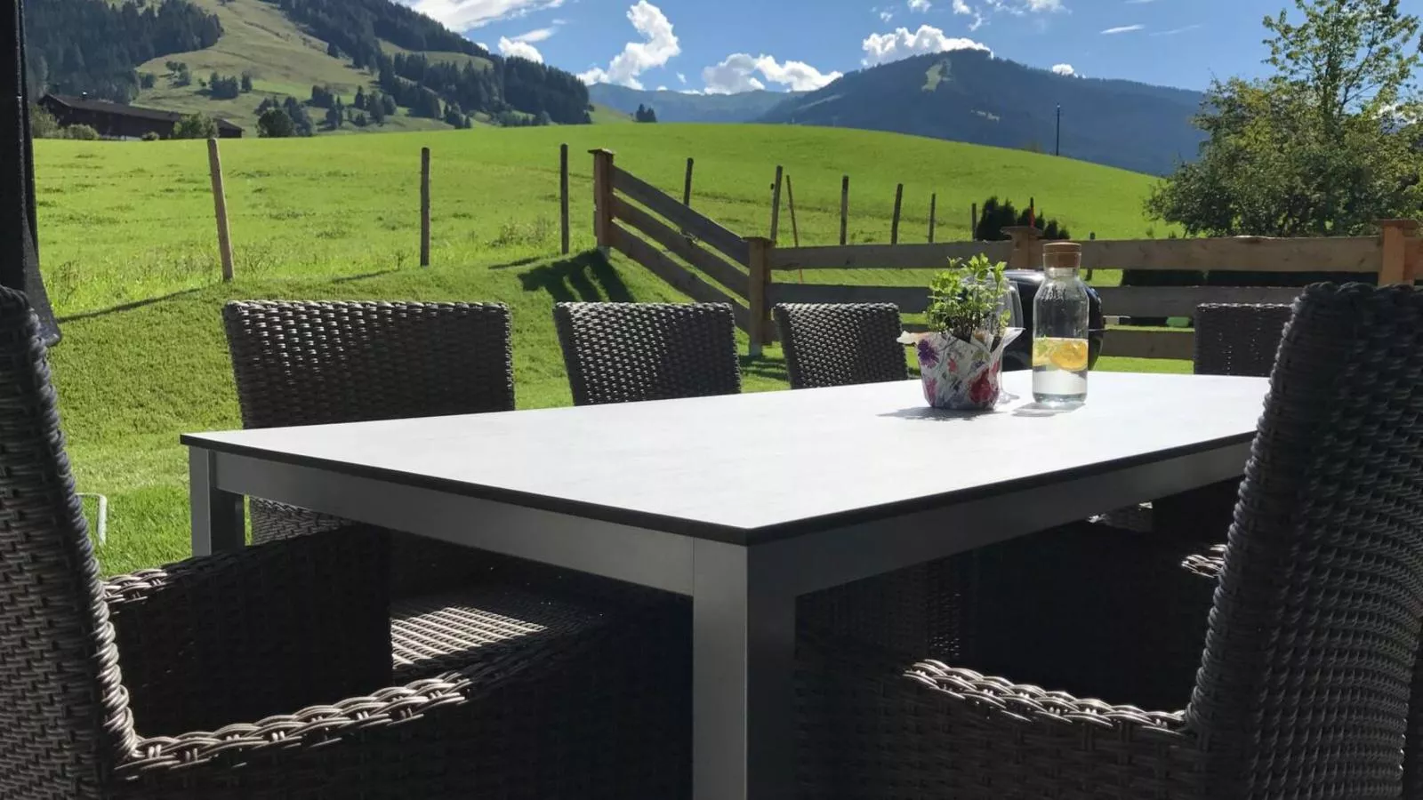 Schneeflocke Leogang-Terrasbalkon