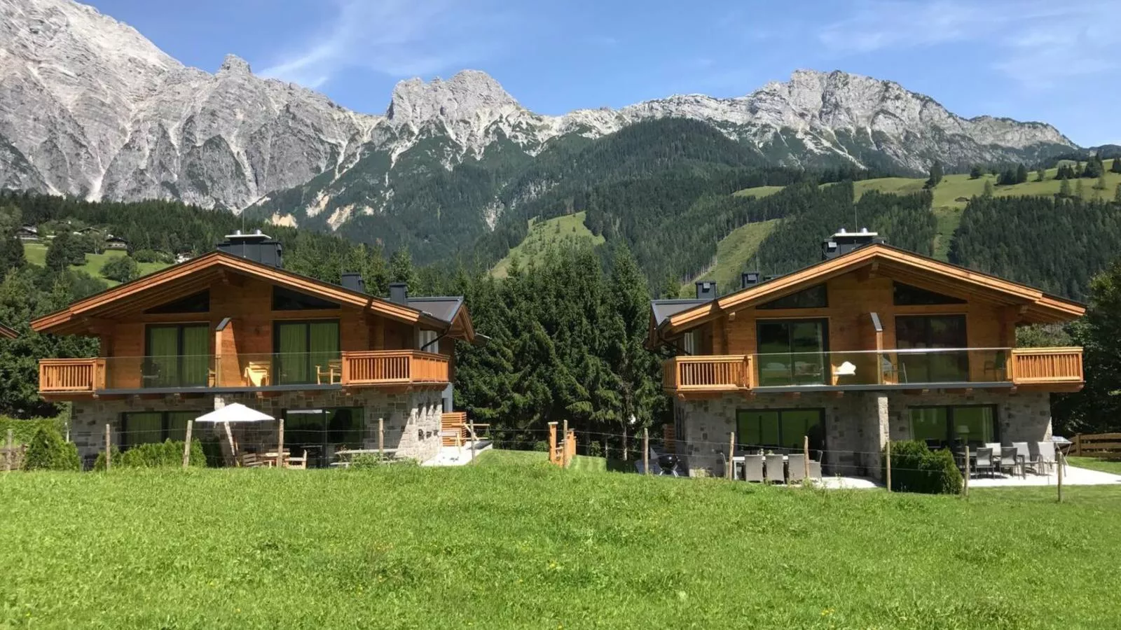 Schneeflocke Leogang-Buitenkant zomer