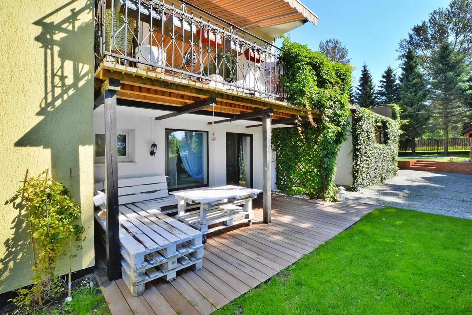 Mieszkanie wakacyjne dla 6 osób sauna w cenie Kołobrzeg-Terrasbalkon