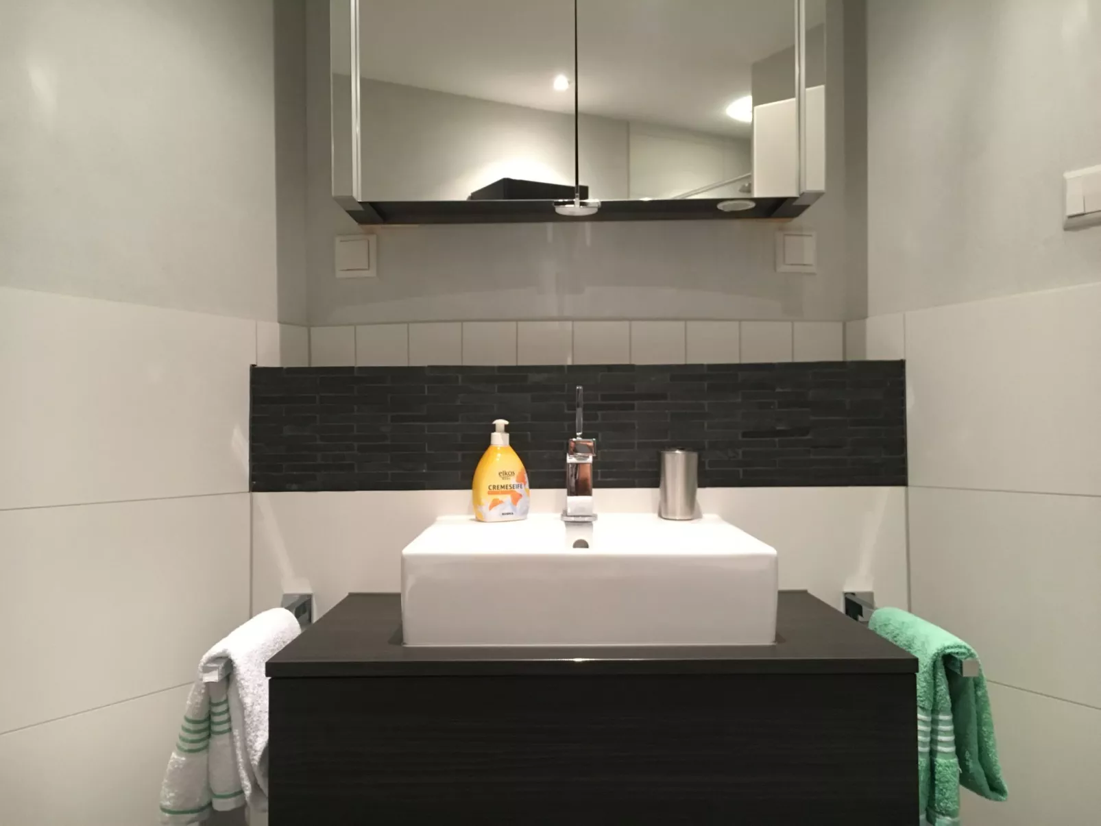 In bester Wohnlage mit traumhafter Sicht auf die Insel Mainau - Binnen