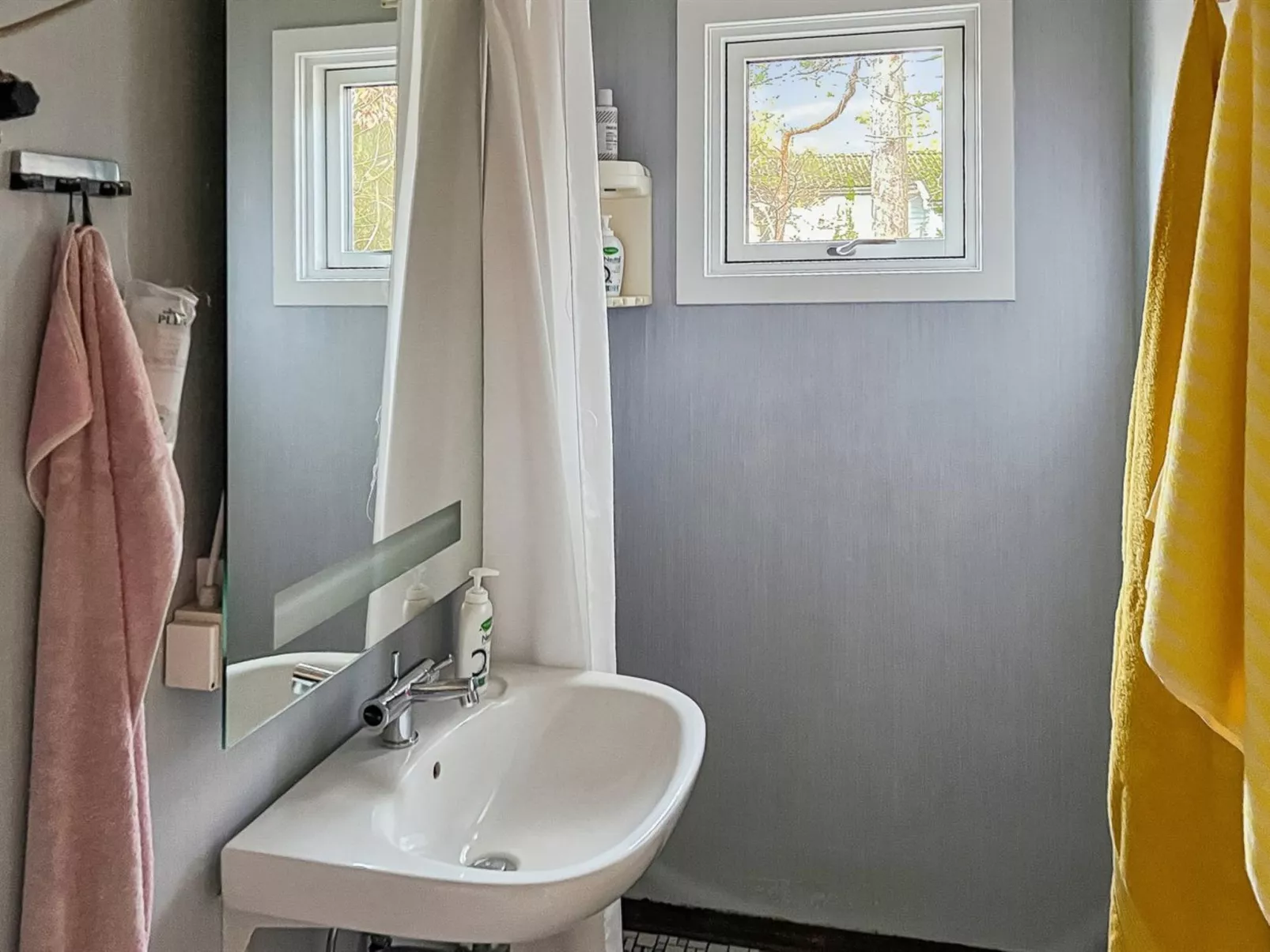 "Ermelina" - 150m from the sea - Binnen