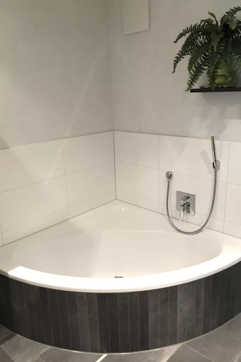 In bester Wohnlage mit traumhafter Sicht auf die Insel Mainau - Binnen