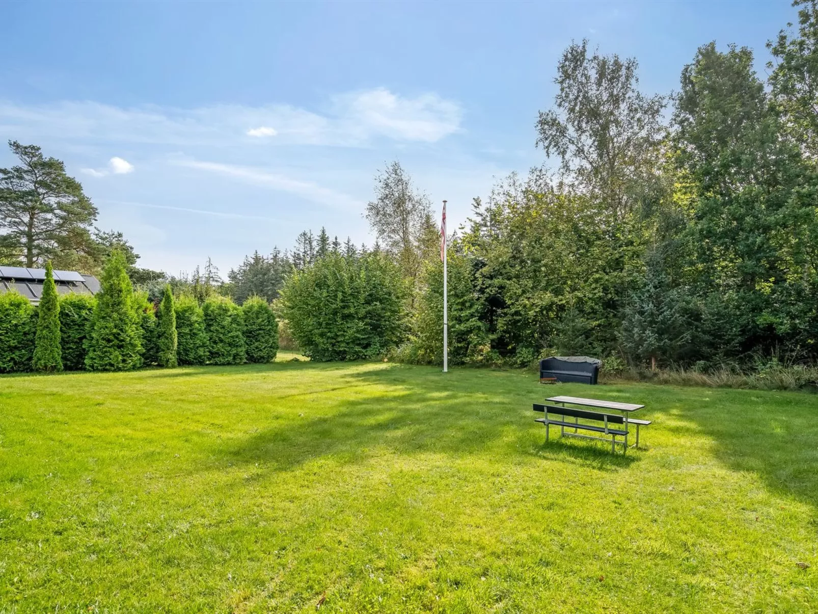 "Elnur" -  from the sea - Buiten