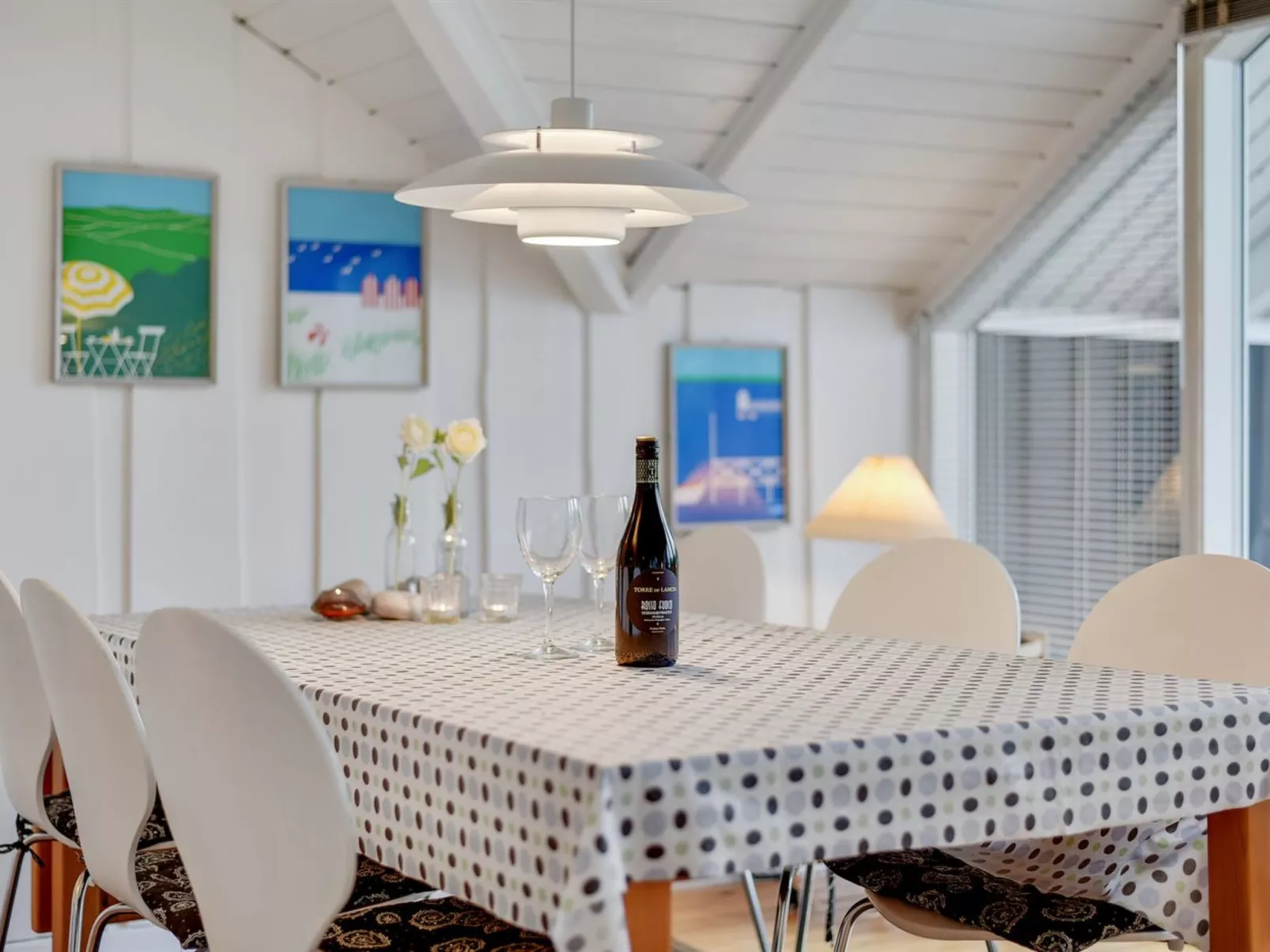 "Sella" - 500m from the sea - Binnen