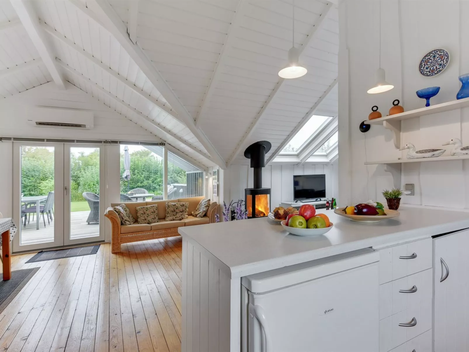 "Sella" - 500m from the sea - Binnen