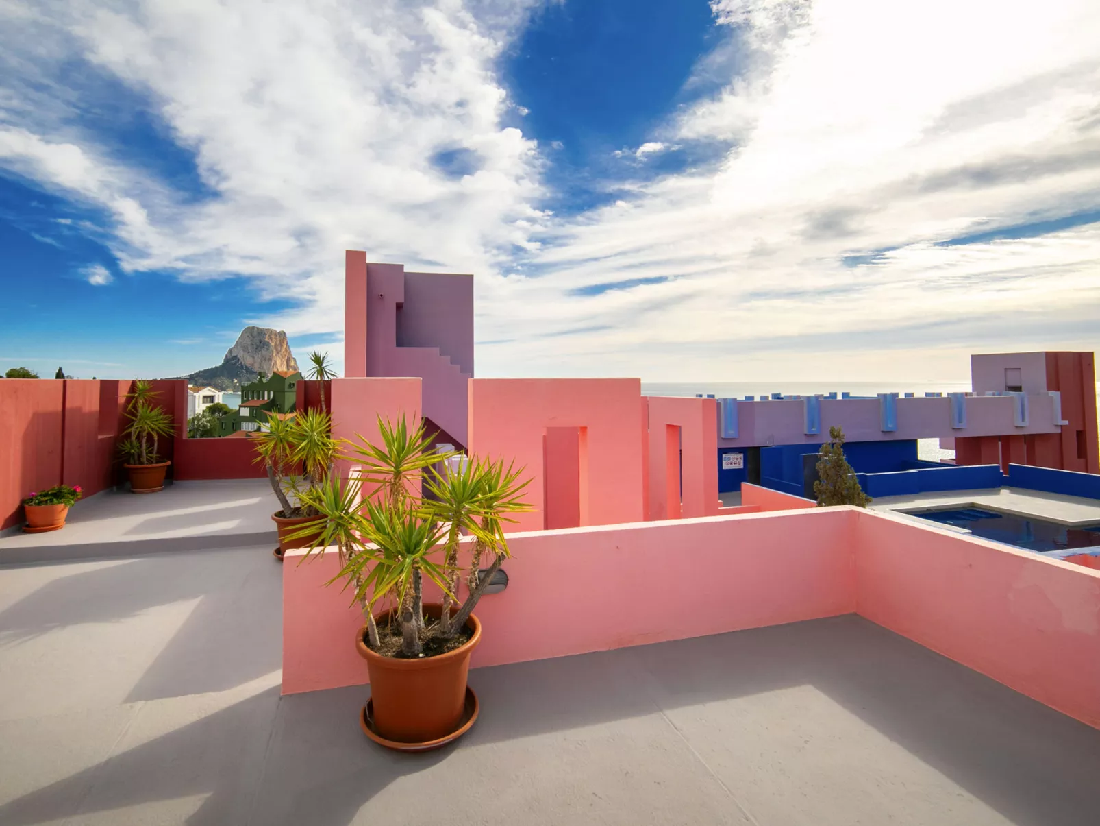 Muralla Roja - Buiten