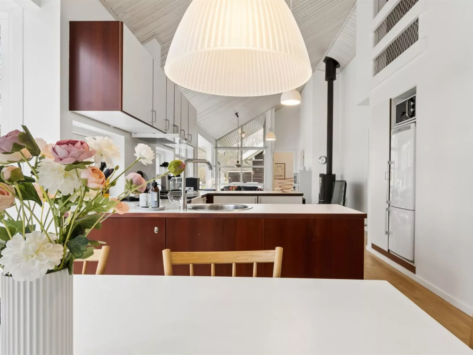 "Aarre" - 1km from the sea - Binnen