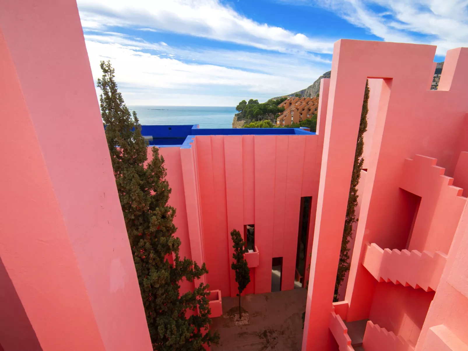 Muralla Roja - Buiten