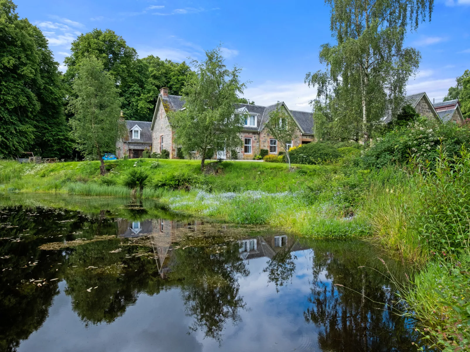 Old Stable & Dairy Combi - Buiten