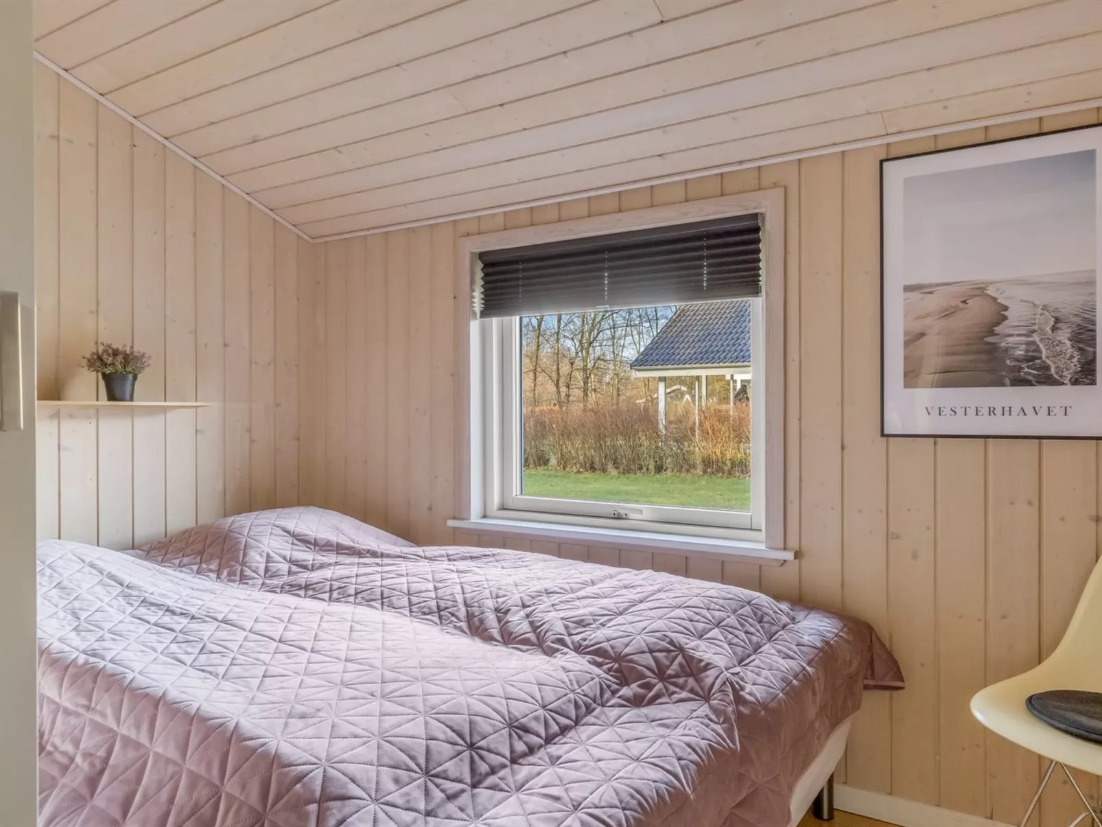 "Næwe" - 30km from the sea - Binnen