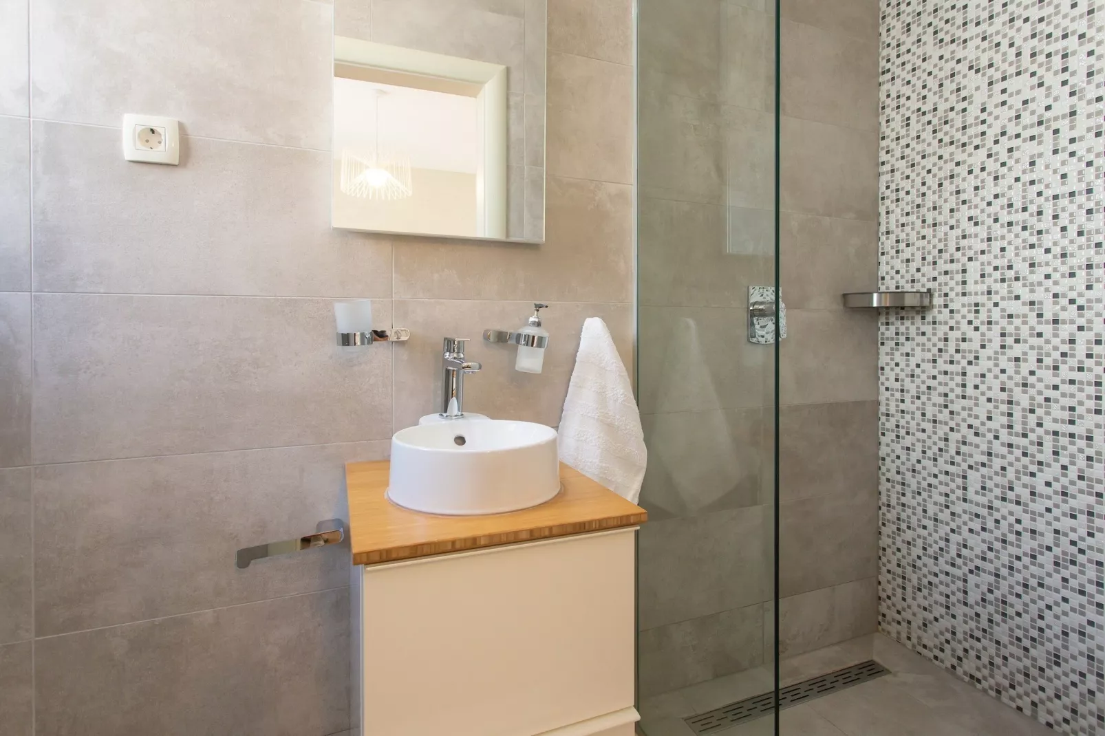 Apartments Aqua - Superior Two Bedroom Apartment with Terrace and Sea View (Aqua 2) - Badkamer