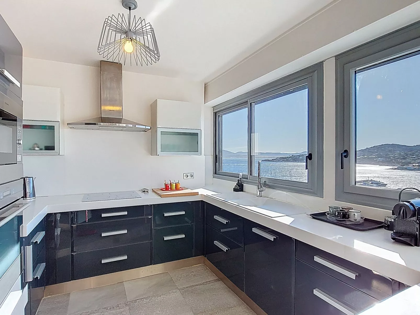 Le Palais de la Mer - Binnen