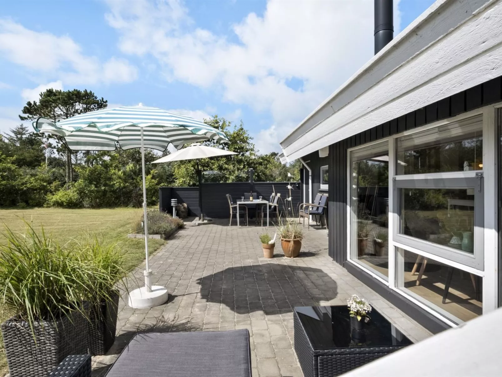 "Gita" - 2.2km from the sea - Buiten