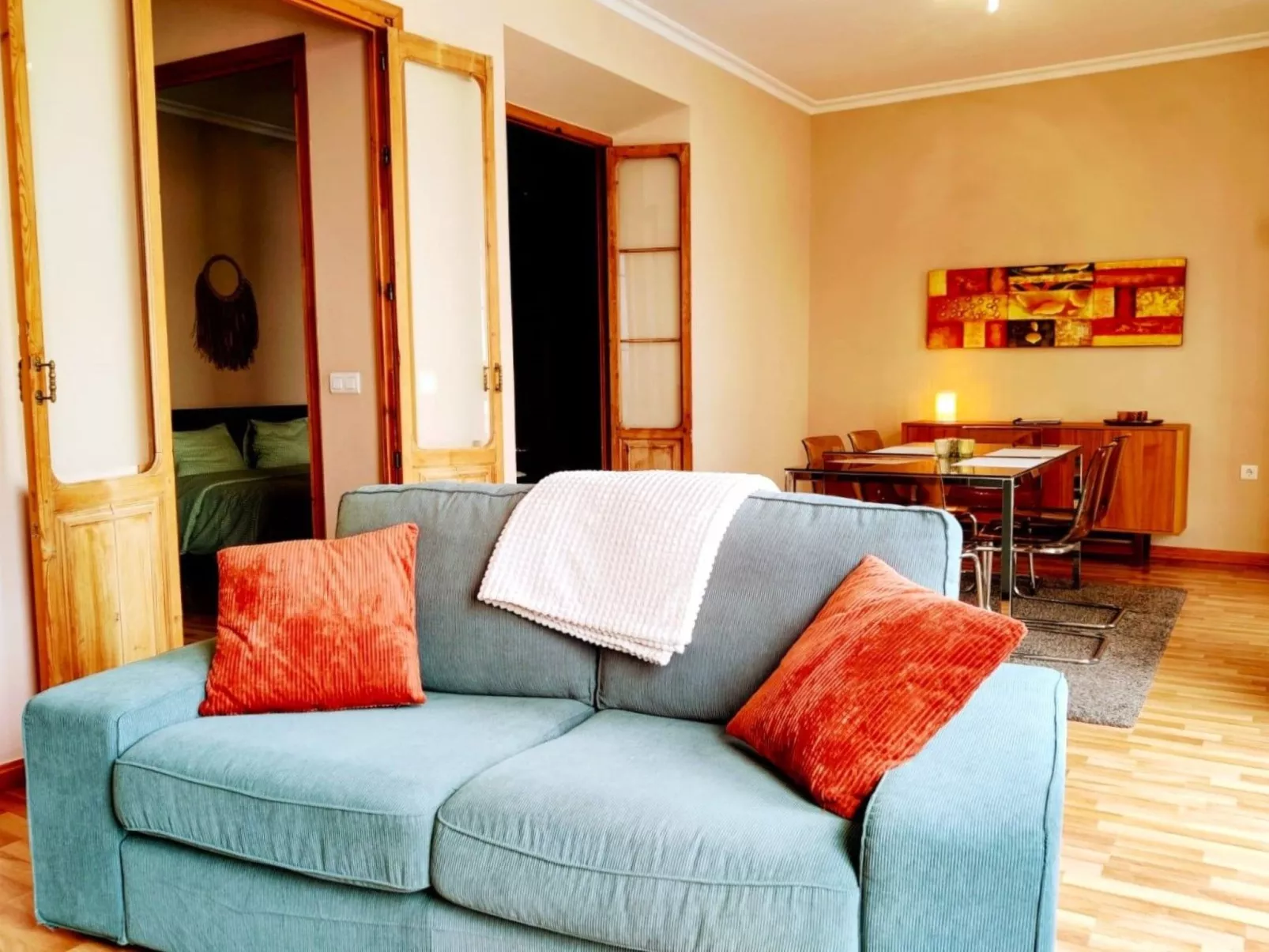 "Sunny Cervantes" mit privatem Balkon - Binnen