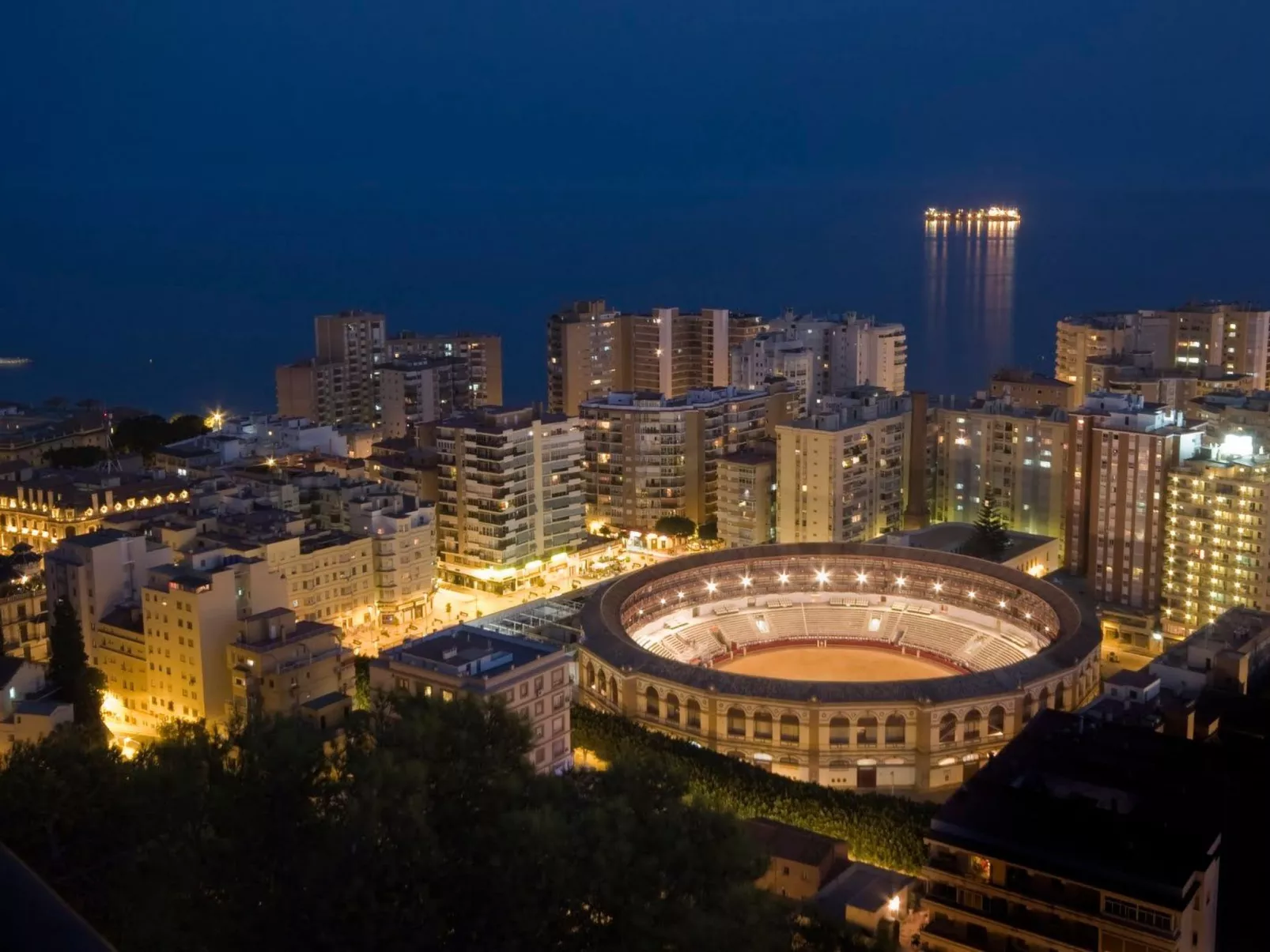 "Sunny Cervantes" mit privatem Balkon - Buiten