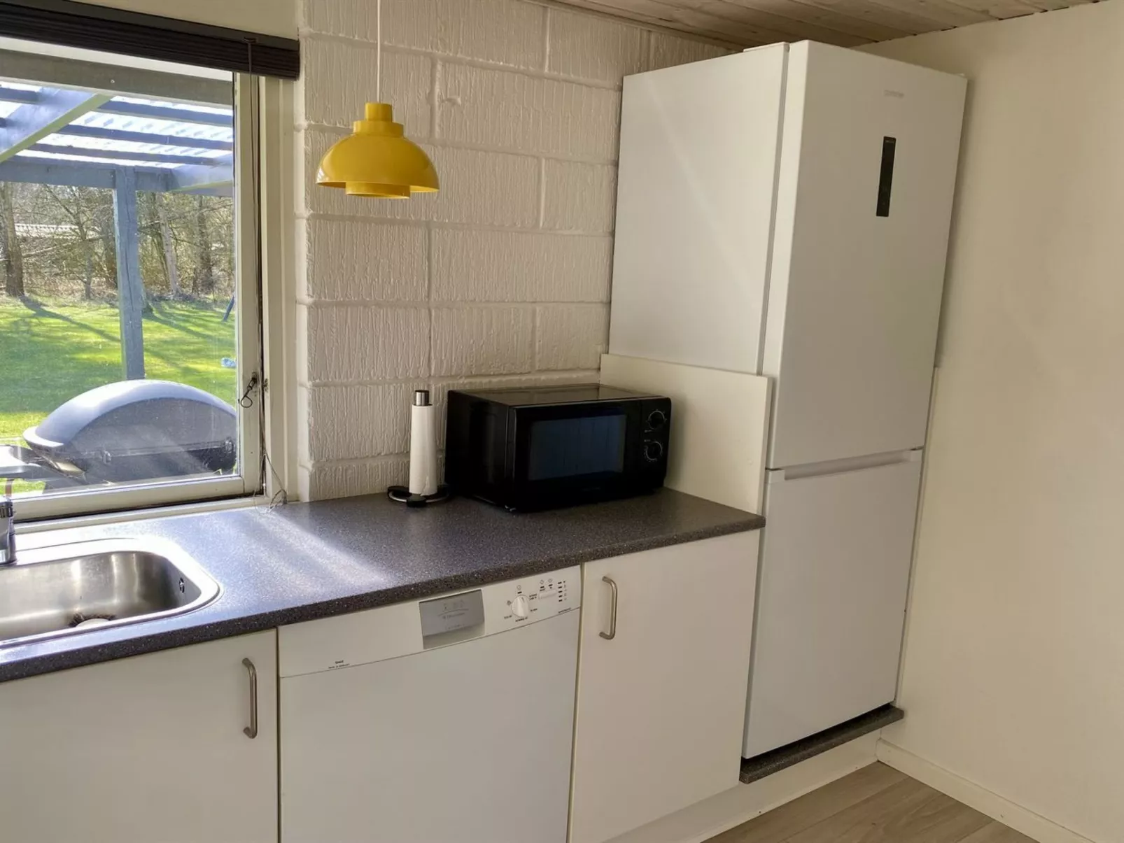 "Annetta" - 800m from the sea