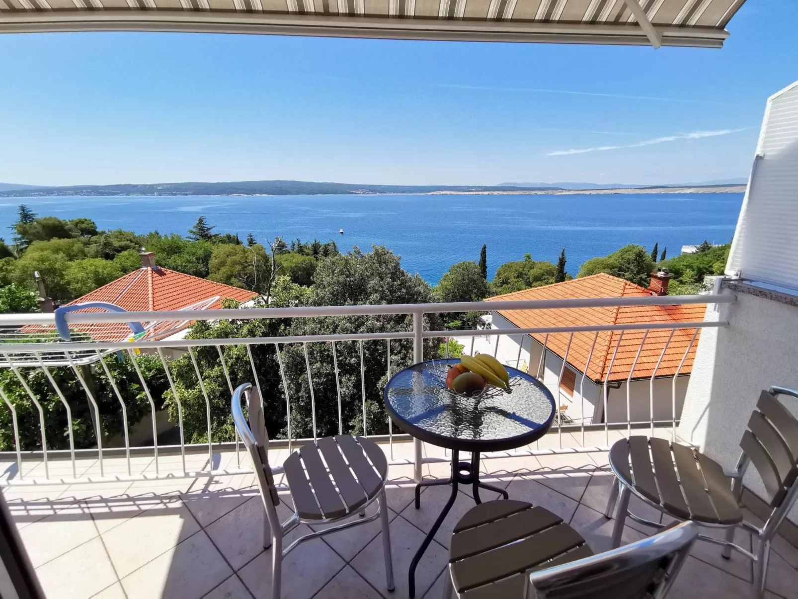 Wohnung mit Meerblick, 100m vom Strand entfernt