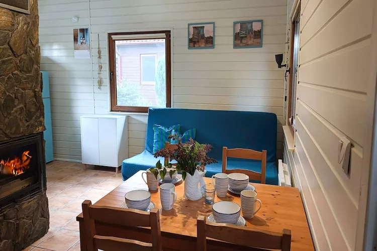 Domek wakacyjny z 2 sypialniami na piętrze w Kopalinie