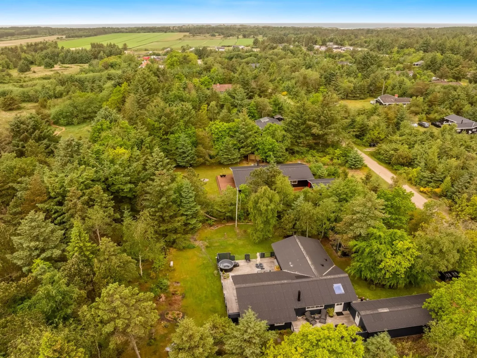 "Emelrik" - 2km from the sea