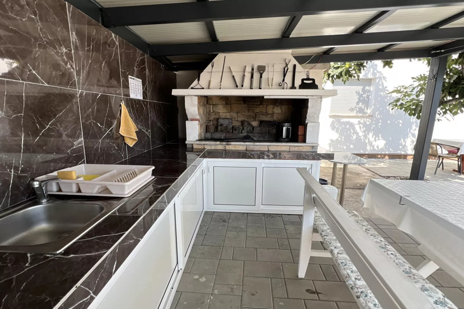 Apartment Lavaran 5 - Faciliteiten