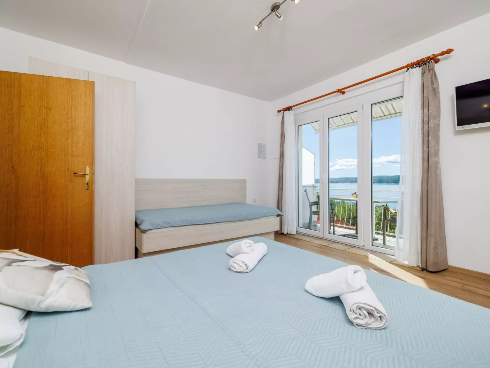 Wohnung mit Panoramablick aufs Meer - Image-tags.info