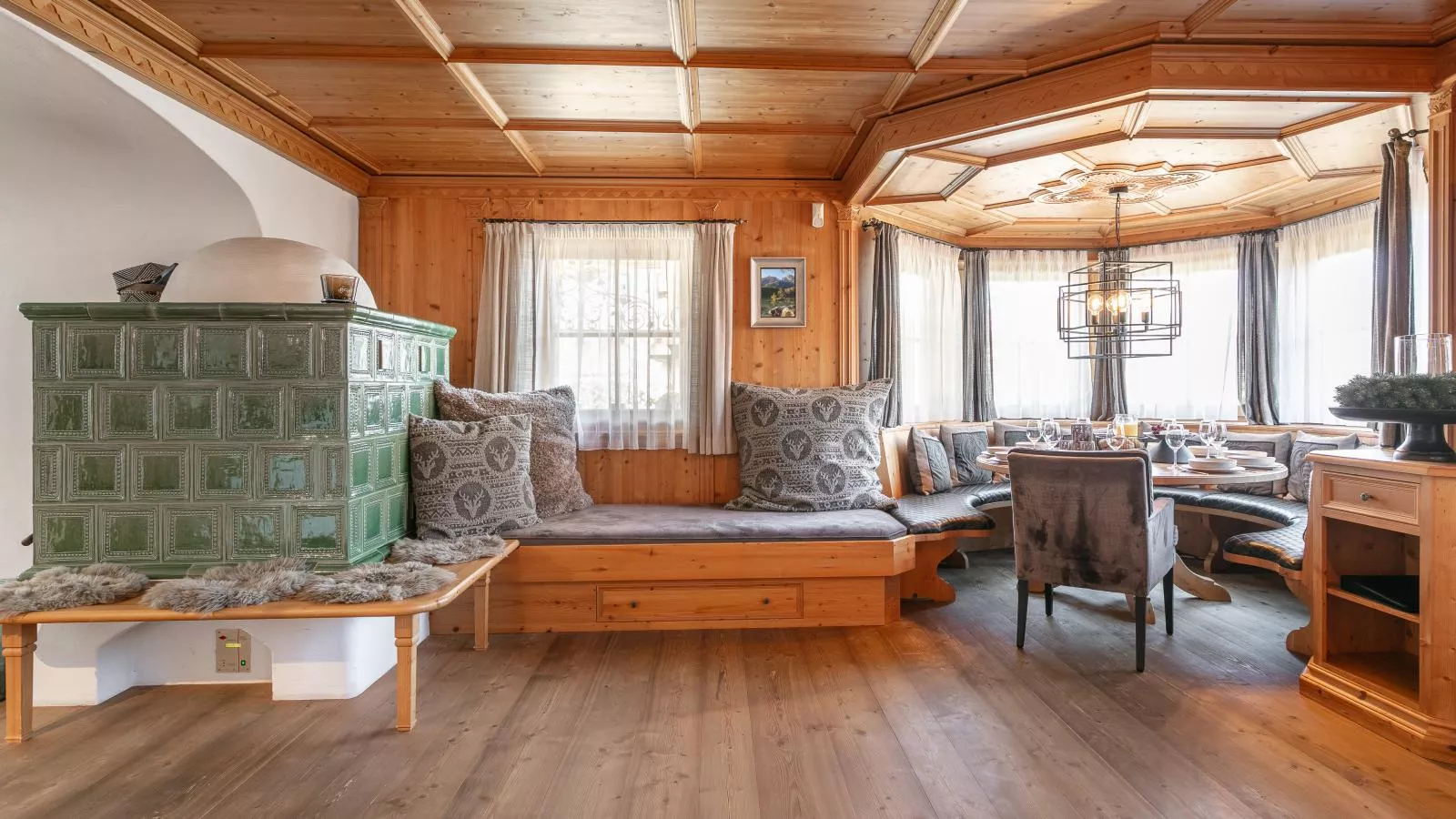 Kitzlodge - Eetkamer