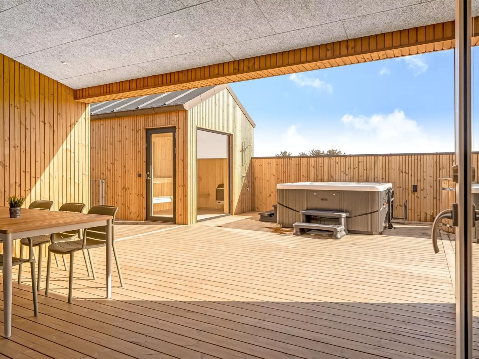 "Barthi" - 450m from the sea - Buiten