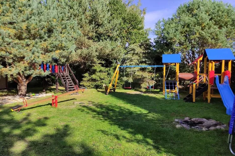 	Domek wakacyjny z 1 sypialnią na piętrze w Kopalinie - Tuinen zomer