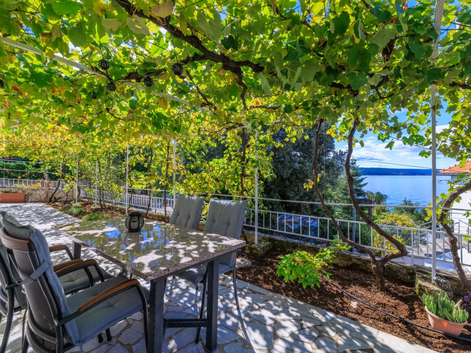 Wohnung mit Meerblick, 100m vom Strand entfernt - Image-tags.info