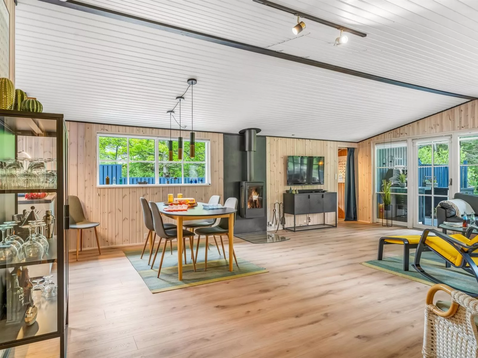 "Emelrik" - 2km from the sea - Binnen