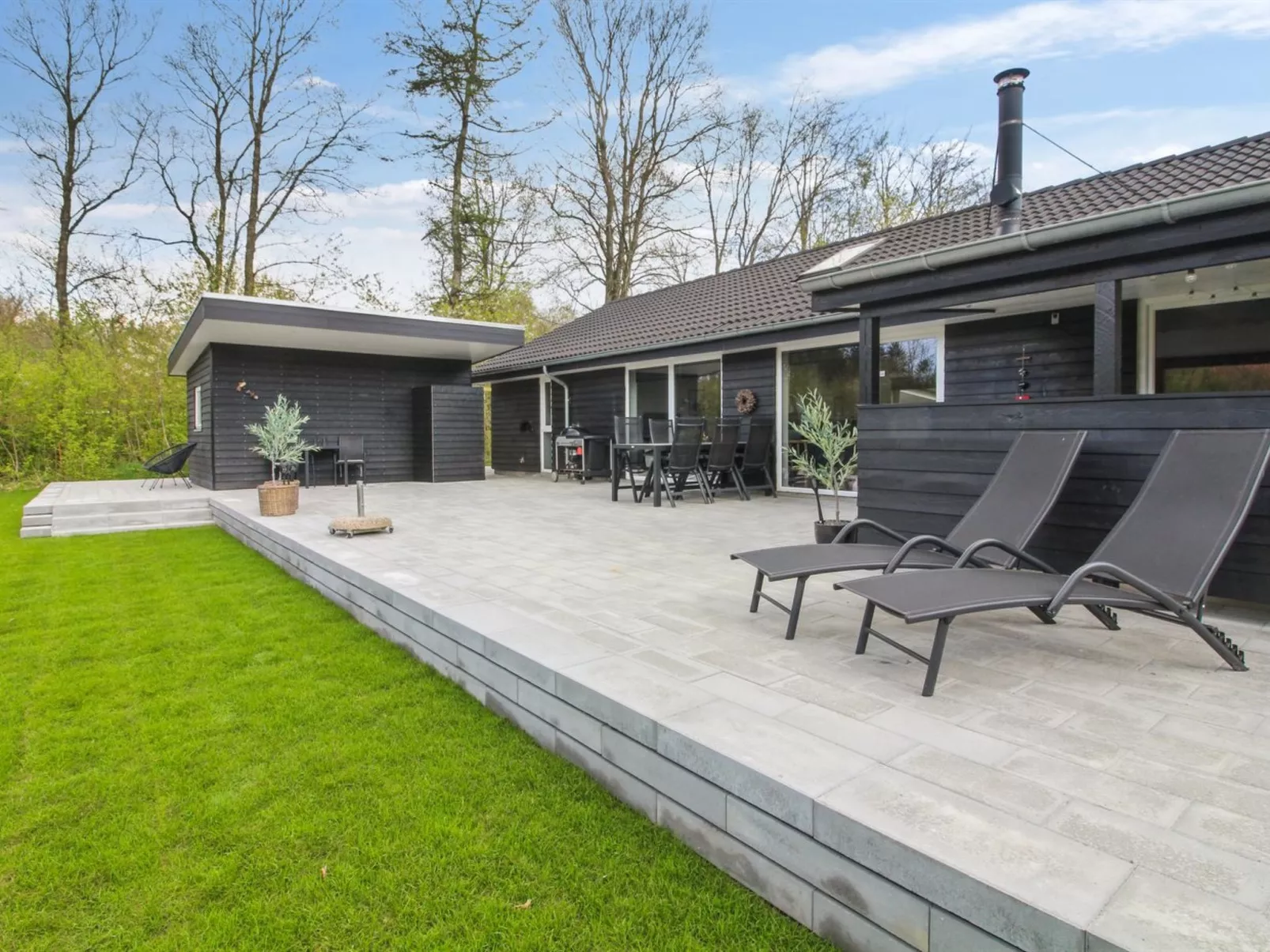 "Solvejg" - 30km from the sea - Buiten