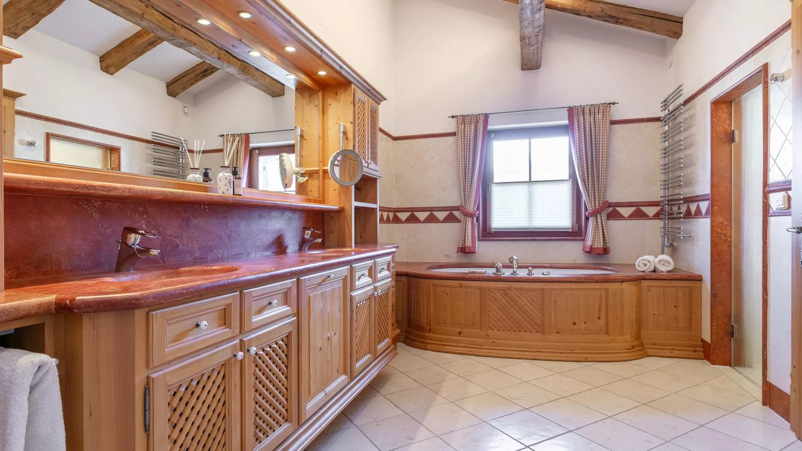 Kitzlodge - Badkamer