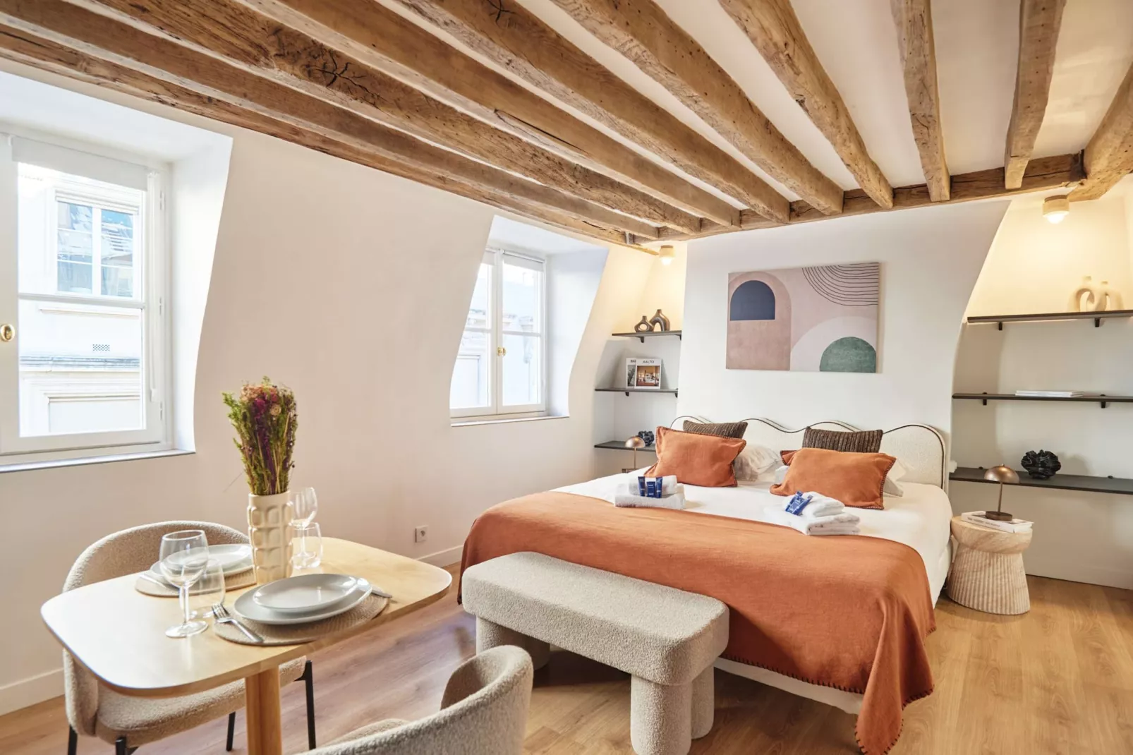 MONT THABOR 4 STUDIO