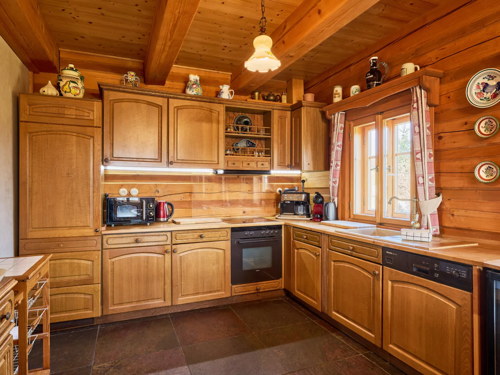 Timber Lodge with Hydromassage