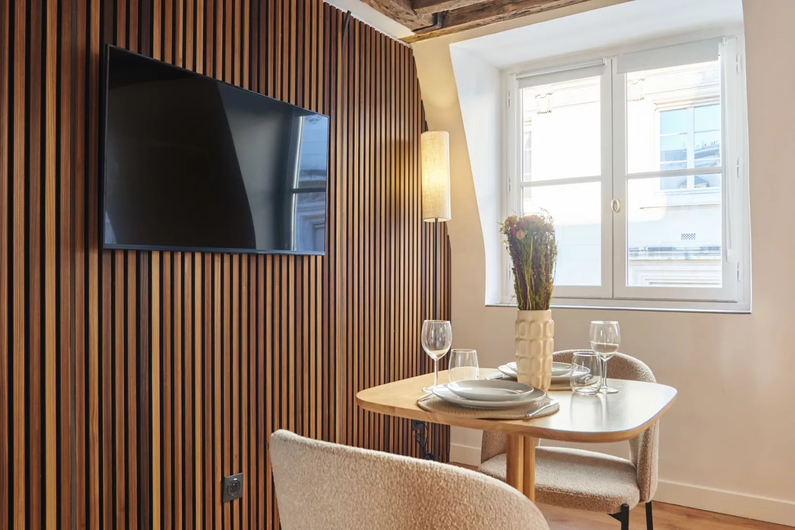 MONT THABOR 4 STUDIO