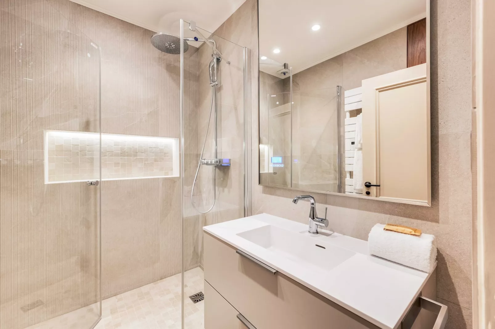 ED-14-ROUGEMONT-D - Niet-getagd