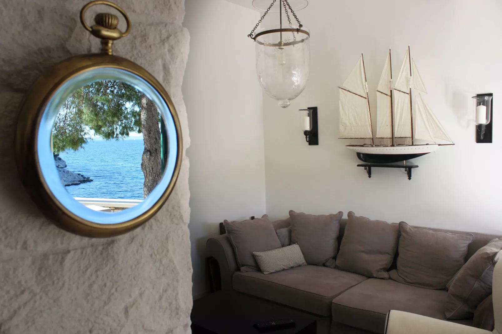 Seafront villa Marella - Woonkamer